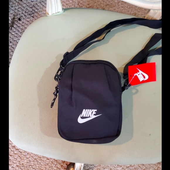 Nike Bags Nike Messenger Purse Bag Poshmark